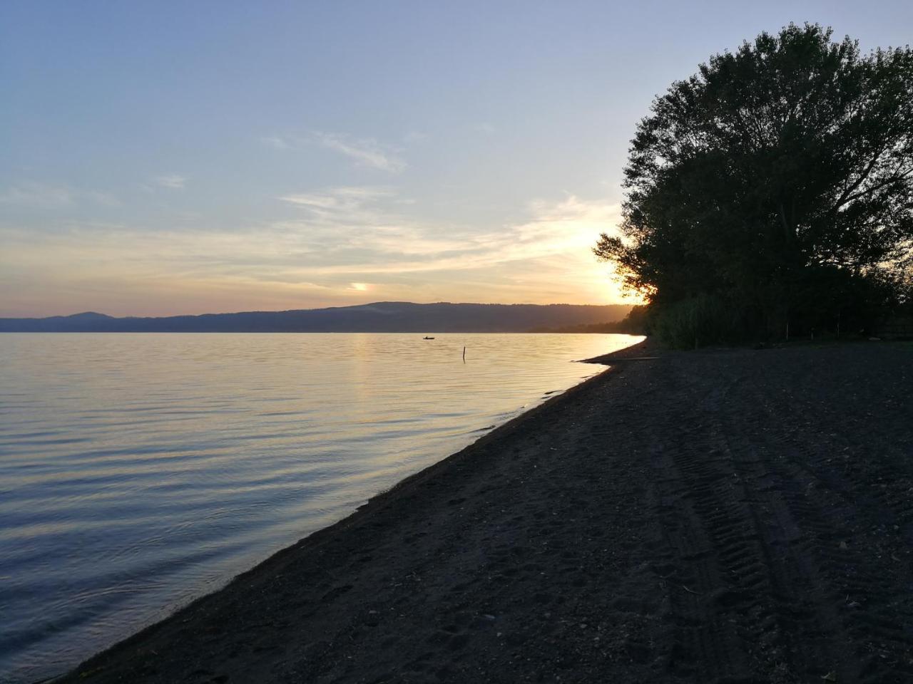 Bolsena Holiday House エクステリア 写真